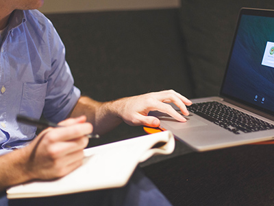 企业效率提升的轰炸电话在线使用